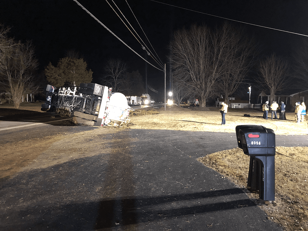 gasoline tanker rollover 1024x768